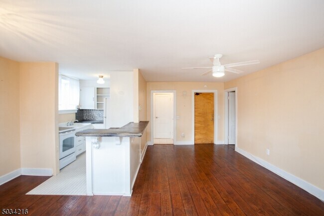 Foto del edificio - 59 N Main St