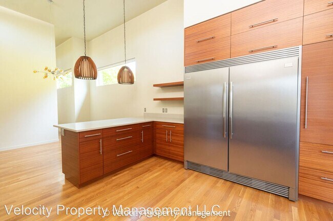 Building Photo - 3 br, 2 bath House - 2337 NW Frazer Ln.