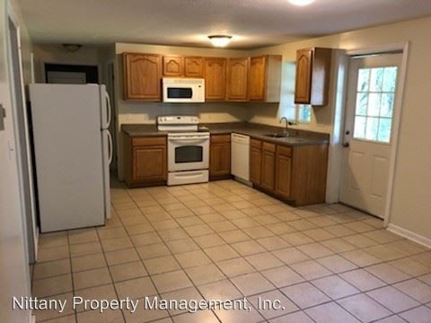 Building Photo - 3 br, 1 bath Apartment - 172B E. Cherry Lane
