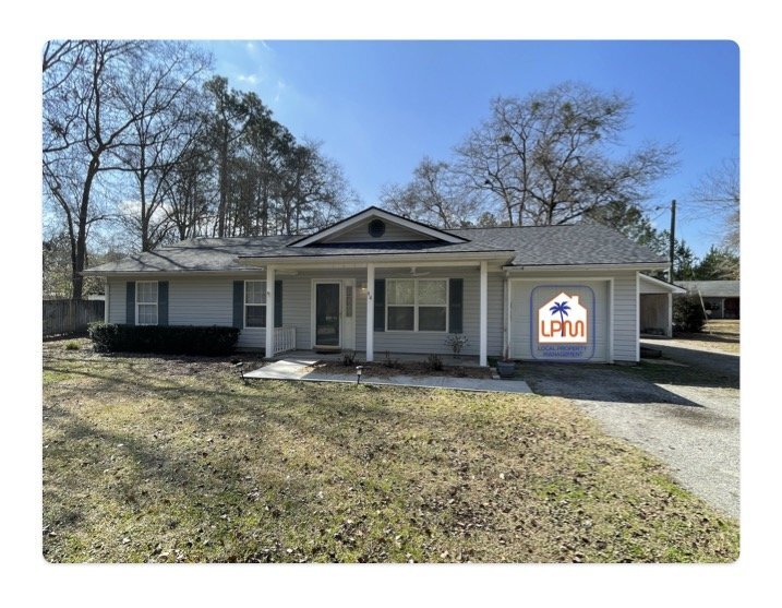 Foto principal - Spacious 3 Bedroom Home in Ridgeland, SC!