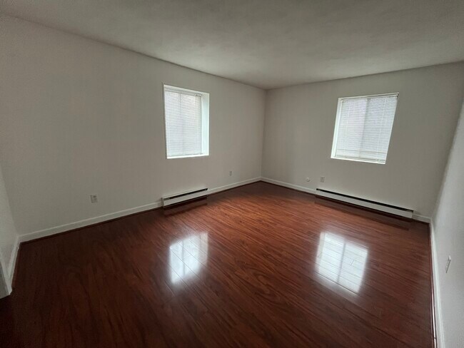 Foto del edificio - 48 N Emerson St