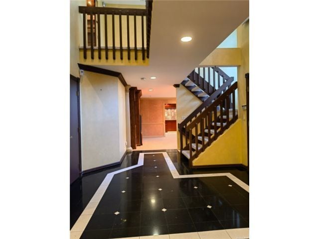 Building Photo - 43 Hunt Dr