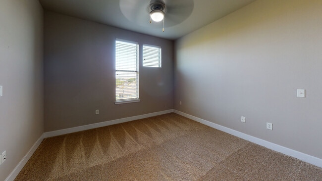 Interior Photo - Savoye