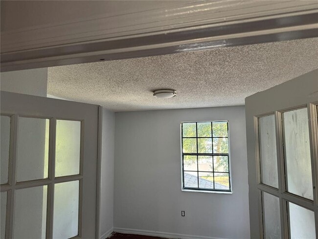 Building Photo - 1212 Indian Bluff Dr