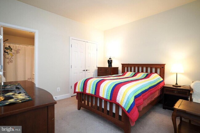 Foto del edificio - 14857 Potomac Branch Dr