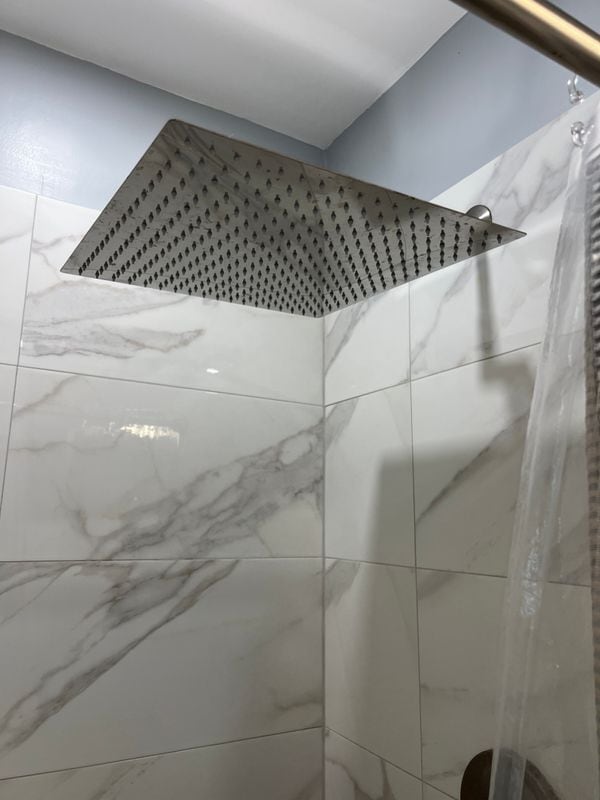 Building Photo - 2300 NE 11th Ave