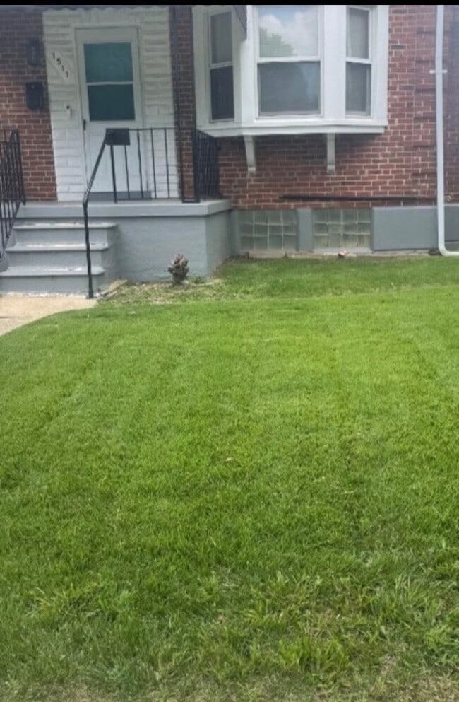 Building Photo - 1511 Woodbourne Ave