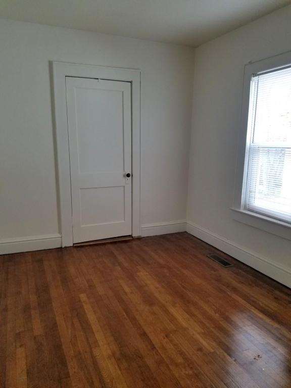 Building Photo - 210 Edgewood Drive