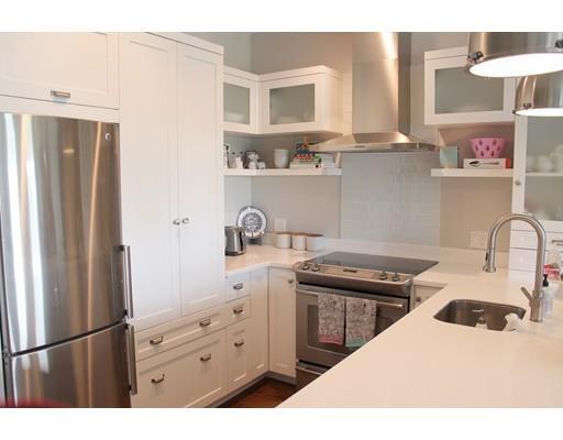 Building Photo - 480 Beacon St