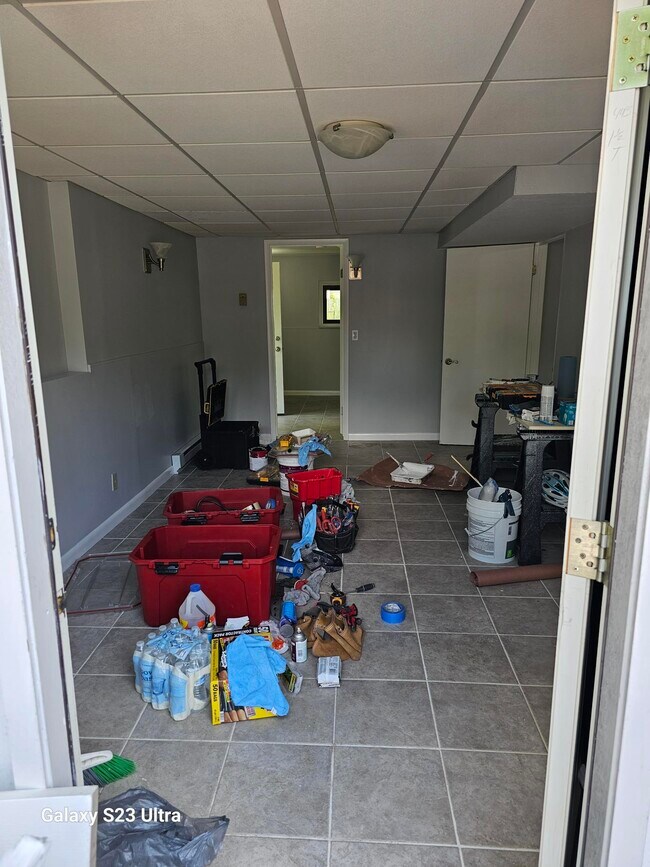 First floor entrance - 20 Michael Ter