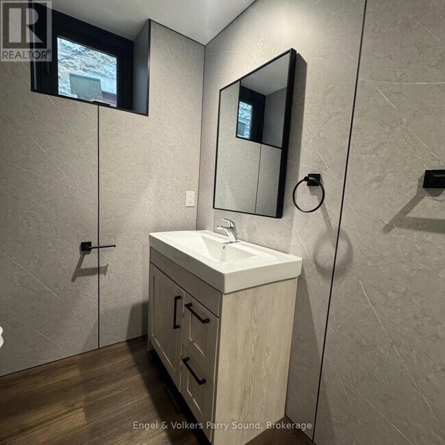 Photo du bâtiment - 57 James St