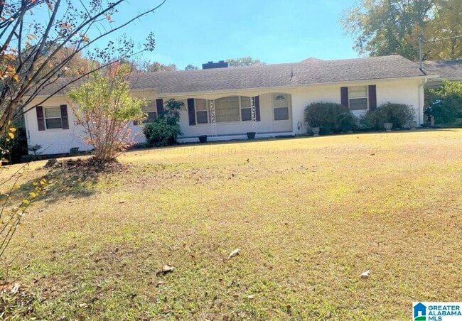 Building Photo - 1000 Highland Rd