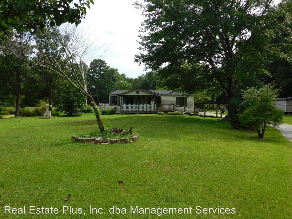 Primary Photo - 3 br, 2 bath House - 6095 US Hwy 17 N