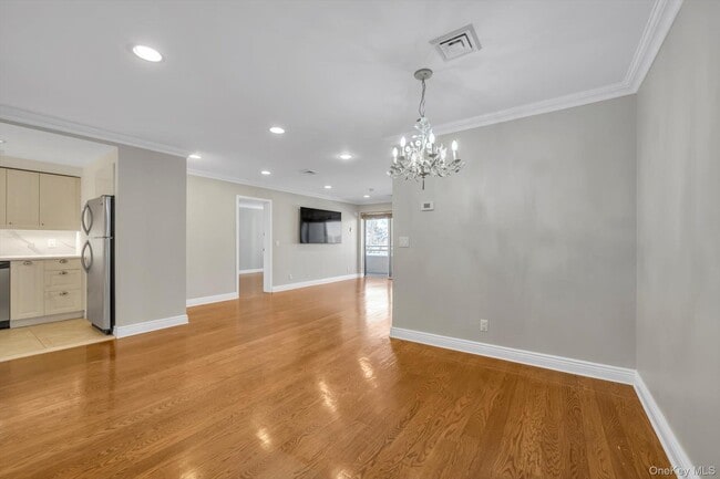 Building Photo - 100 Cutter Mill Rd