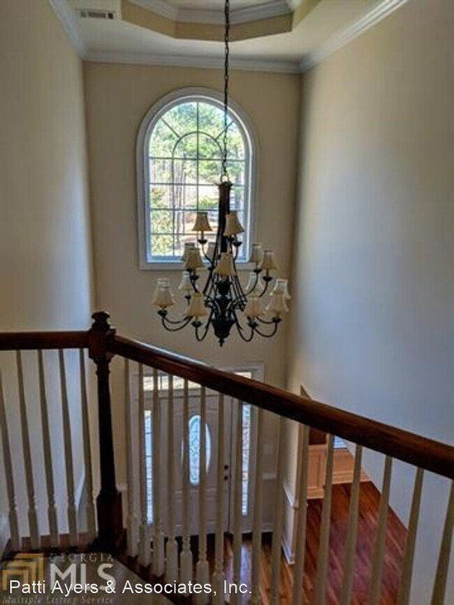 Building Photo - 5 br, 5.5 bath House - 145 Primrose Pass