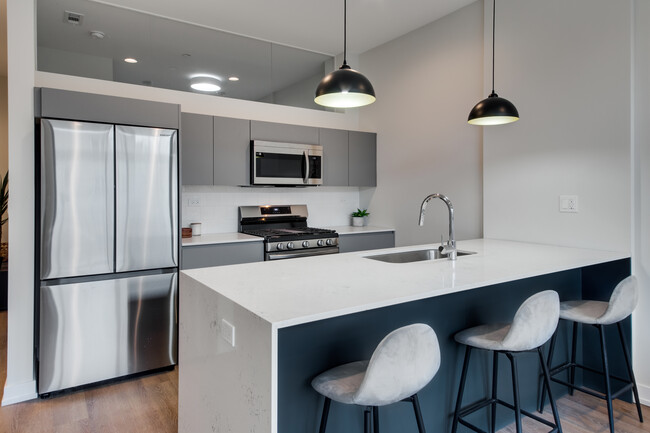 Foto del edificio - 3449 N Ashland Ave