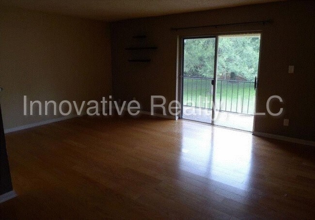 Building Photo - 282 Lewfield Cir