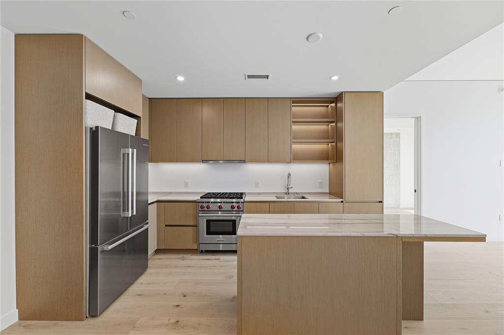 Foto principal - 610 Davis St