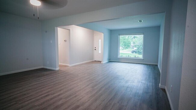 Foto del edificio - 10302 Woodwick St