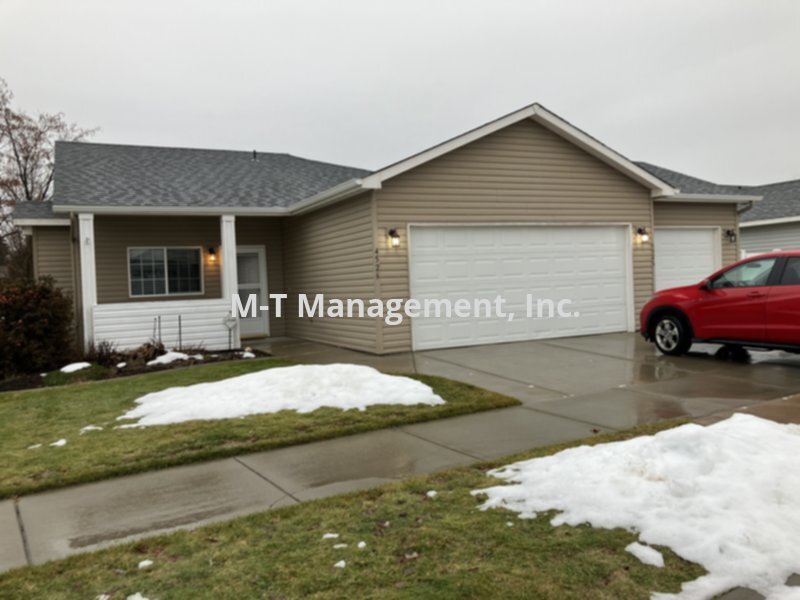 Millwood 3 br/2 bath house + 3 car garage,... Alquileres en Spokane
