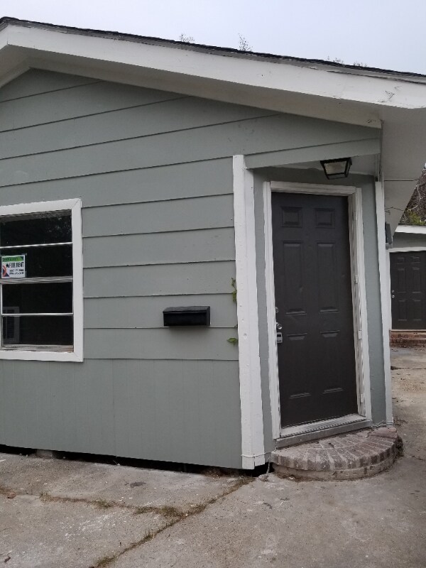Foto principal - 4311 Stewart St