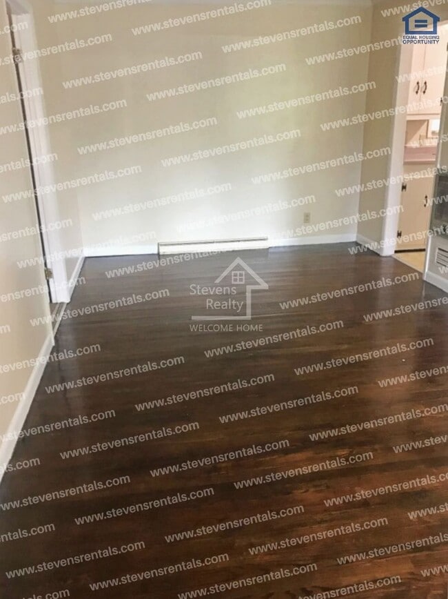 Foto del edificio - 929 Deerfield Dr