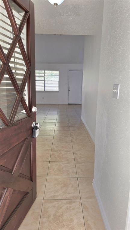 Foto del edificio - 16218 Dew Drop Ln