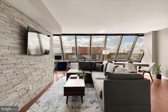 Building Photo - 1245 13th St NW