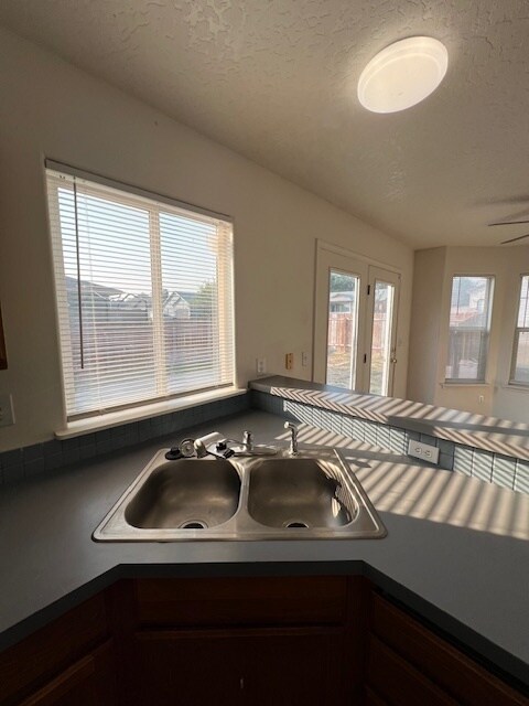 Foto del edificio - 3 Bed 2 Bath in Nampa!