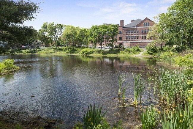 Foto del edificio - 1022 Hancock St