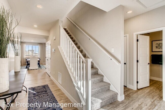 Building Photo - 3 br, 3 bath House - 5453 Bauer Drive