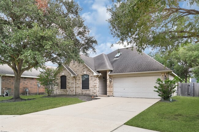 Foto del edificio - 7506 Alpine Park Ln