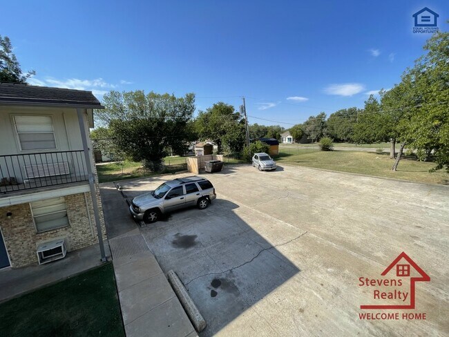 Foto del edificio - 1502 NW Kingsbury Ave