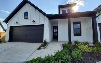 Building Photo - 29619 Smokey Bourbon Ln