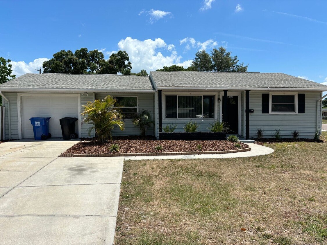 8301 6th St N, Saint Petersburg, FL 33702 House Rental in Saint