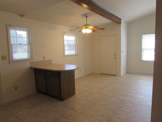 Building Photo - 6016 Pleasant Grove Rd