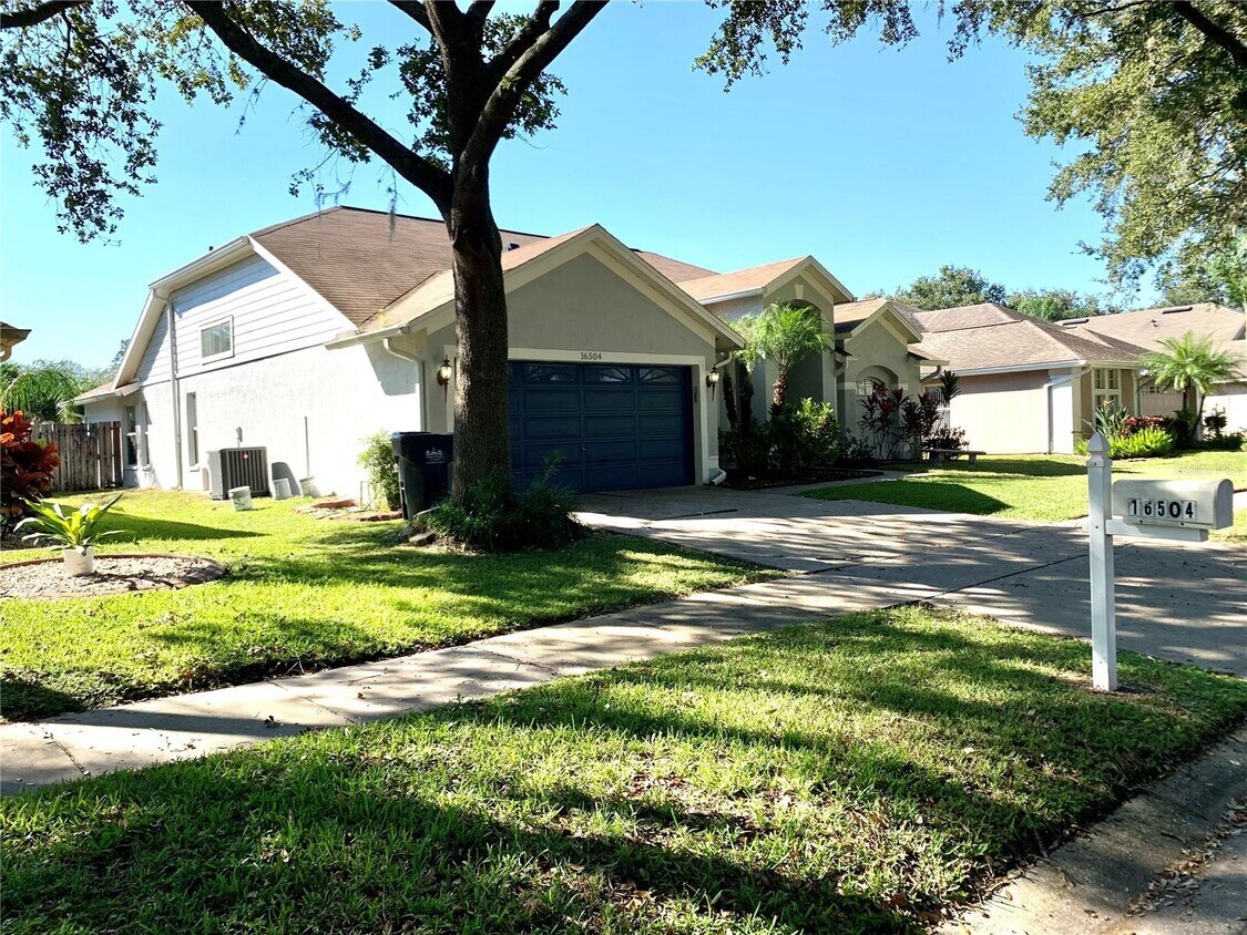 16504 Lake Heather Dr, Tampa, FL 33618 House Rental in Tampa, FL