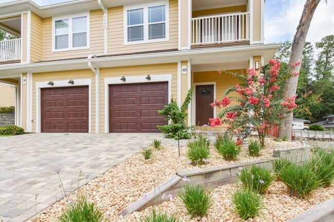 Foto del edificio - 2626 NW 104TH CT #40 (Hills of Santa Fe Co...