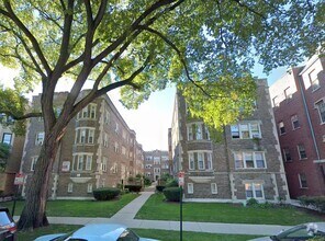 Building Photo - 930 Judson Ave
