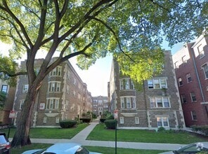 Building Photo - 930 Judson Ave
