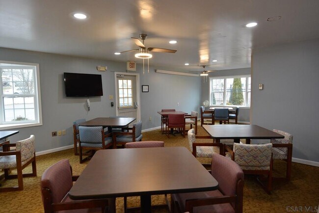 Foto del edificio - 13 1st St