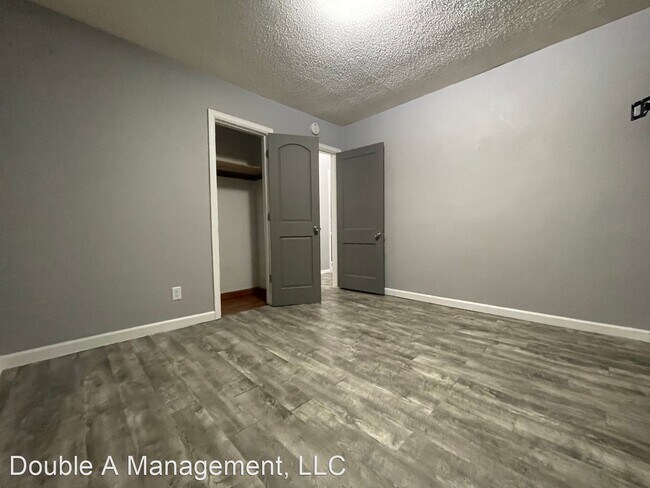 Building Photo - 3 br, 1 bath House - 131 Joy Dr.
