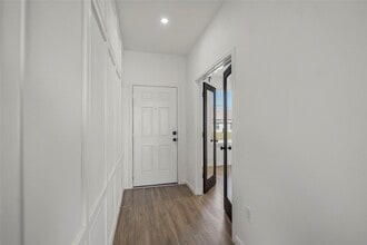 Building Photo - 23403 Cranberry Grader Ln