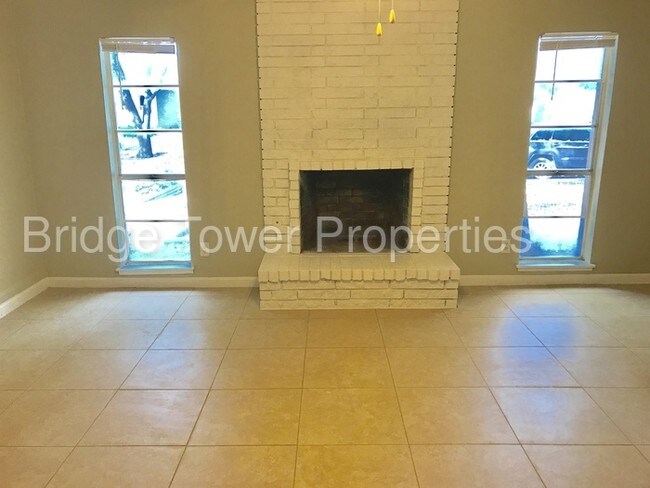 Building Photo - 418 Thistle, Garland