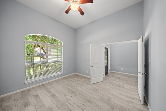 Building Photo - 2406 Winter Trail Dr