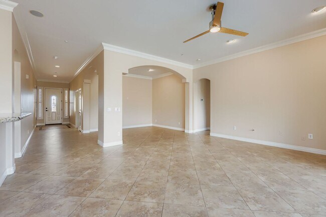 Foto del edificio - Beautiful, Secluded 3 bedroom home on golf...