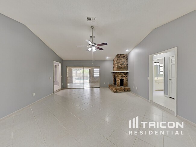 Building Photo - 949 Yellow Rose Drive Orlando FL