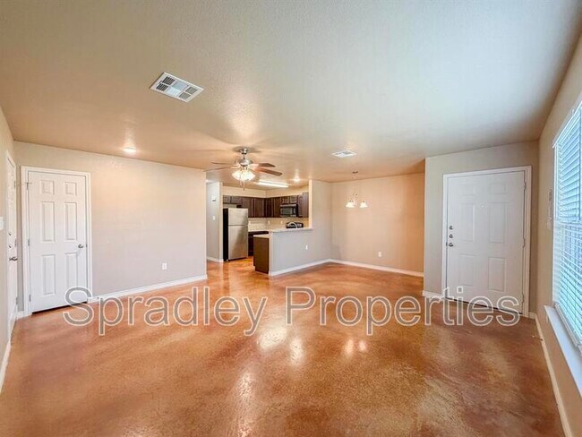 Building Photo - 1526 Chance Ct