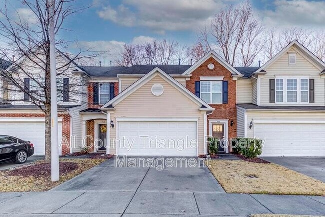 Photo - 408 Dyersville Dr Townhome