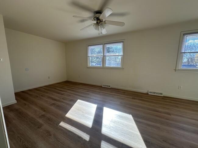 Main living space - 495 5th Ave